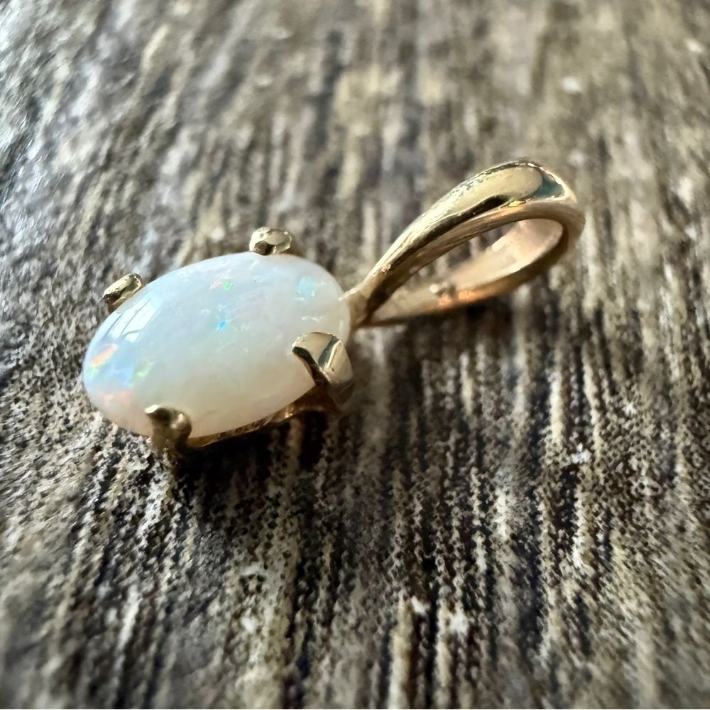 14K Yellow Gold Opal Pendant